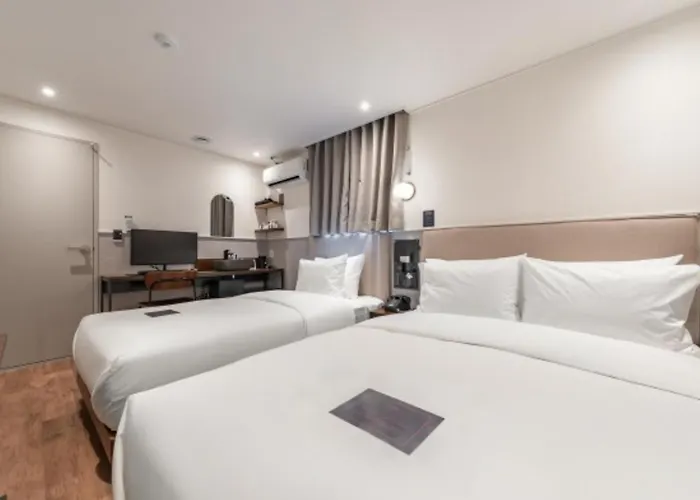 Just Stay Hotel
